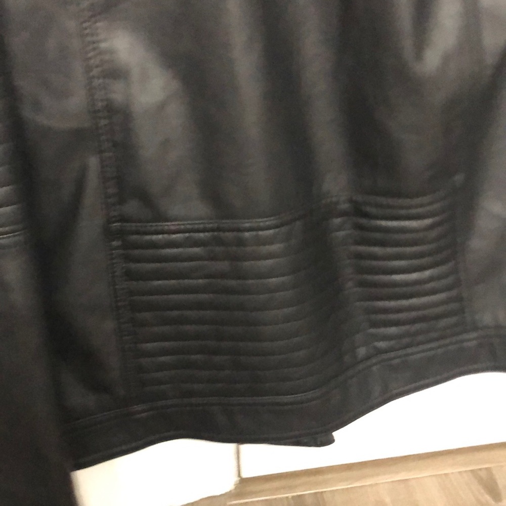 Urban Republic jacket - Picture 15 of 15